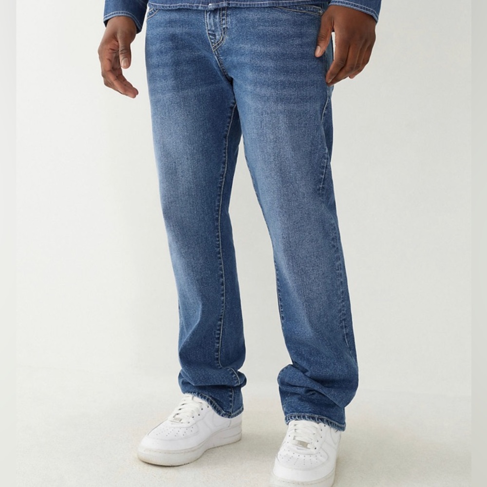 33x32 Blue True Religion Jeans Brand new with tags willing to take any offers!!